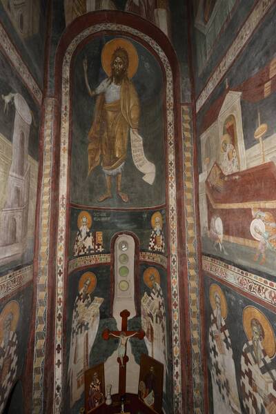 Painting of the apse of the northern chapel