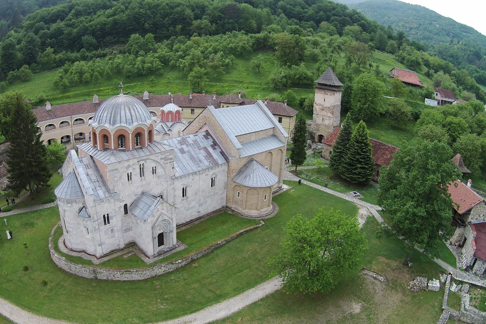 Сербия и Черногория монастырь Студеница